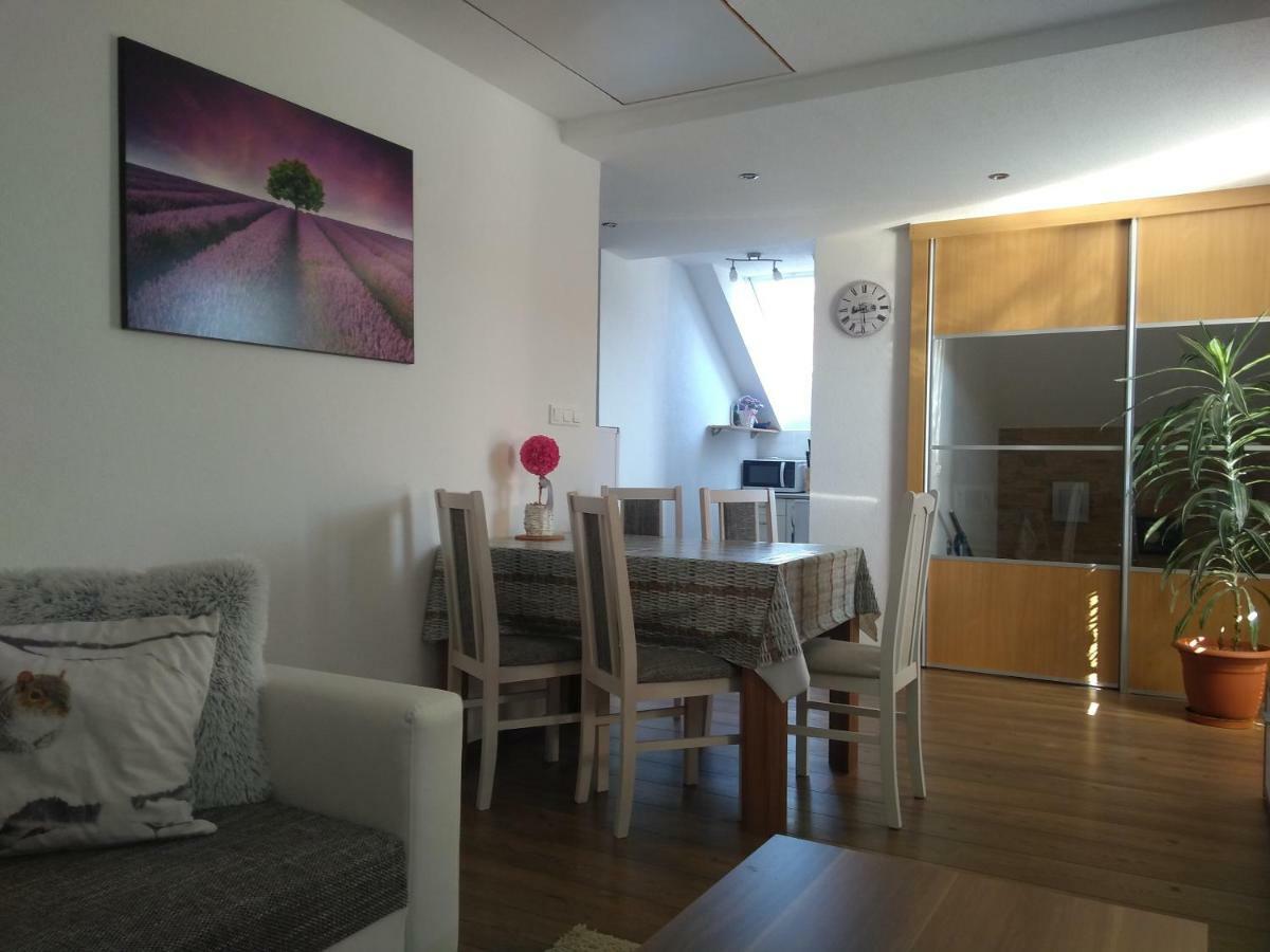 Apartman Lusy Vel'ka Lomnica Exterior foto